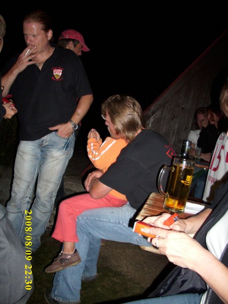 16.Mal in die runde gefotot1.JPG